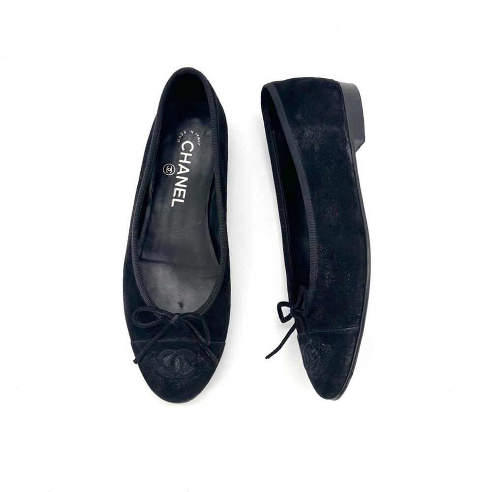 Chanel CC Logo Bow Black Suede Cap Toe Ballerina Flats 37.5